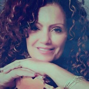 Meet your Posher, Rose